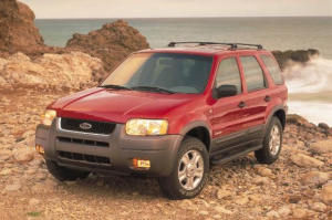 Ford Escape 1 поколение (2000 - 2006)