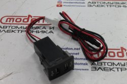 USB-зарядка (2 USB-гнезда обычная) в штатную заглушку для Honda-B