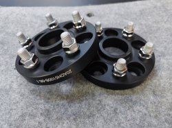 Проставки колесные Subaru 5x100 ЦО 56,1