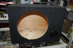 Корпус сабвуфера 35 л., под 12" саб, ФИ (VS Volga)
